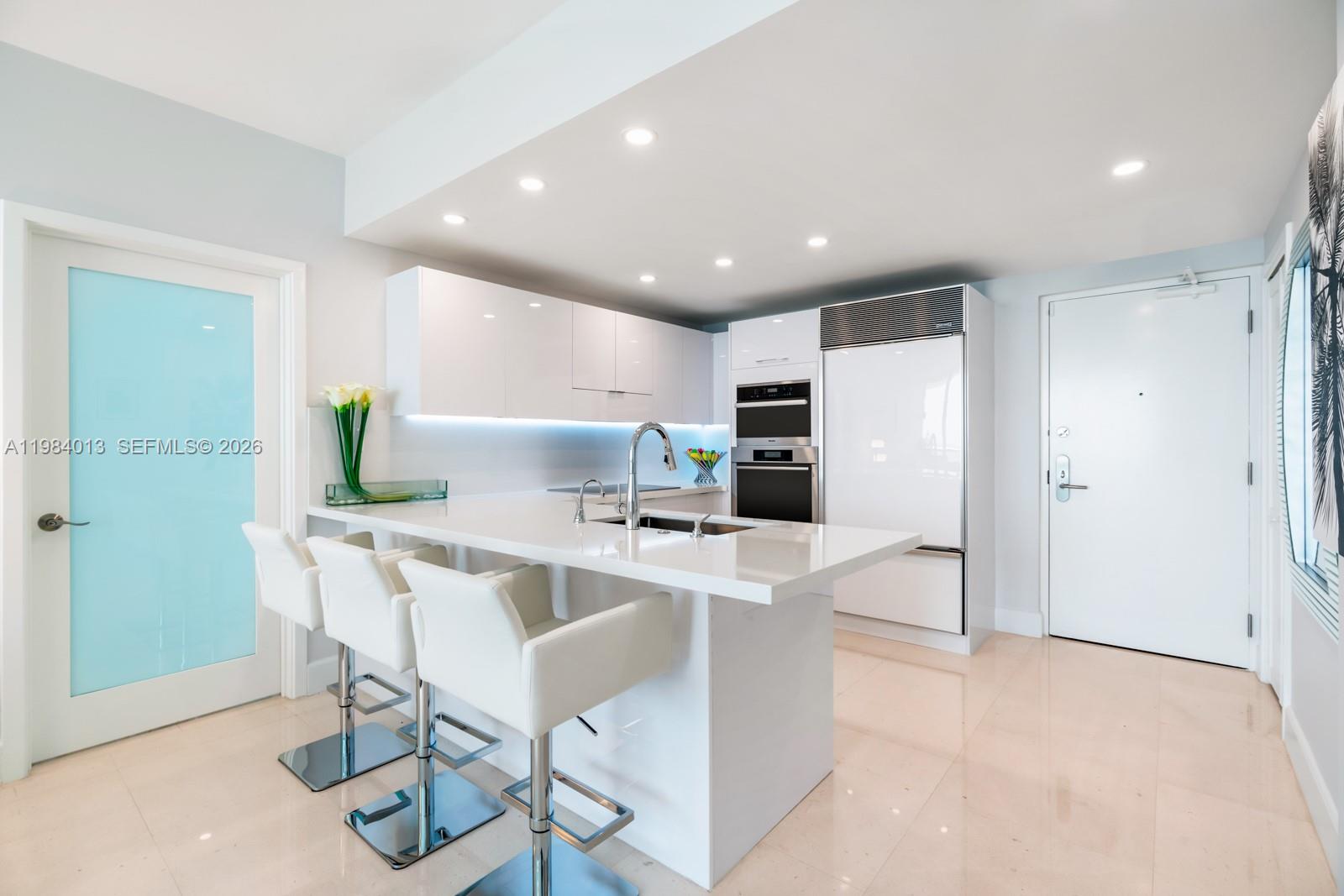 6799 Collins Ave #1404 Miami Beach, FL 33141