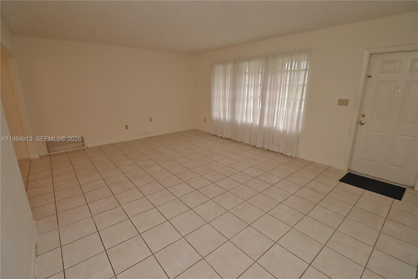 11820 Sheridan St Pembroke Pines, FL 33026