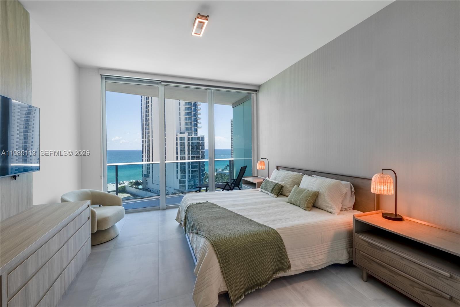 17550 Collins Ave #1202 Sunny Isles Beach, FL 33160