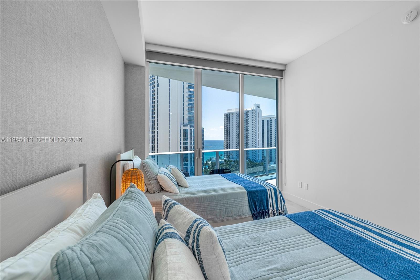 17550 Collins Ave #1202 Sunny Isles Beach, FL 33160