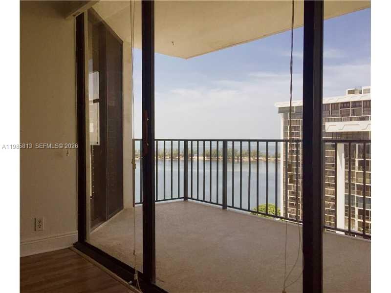 image Brickell Place II9