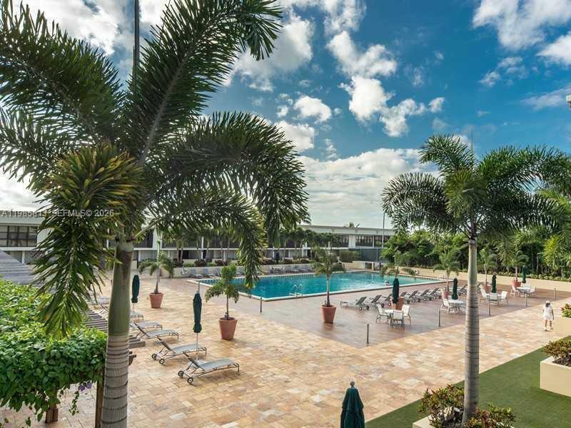 image Brickell Place II12