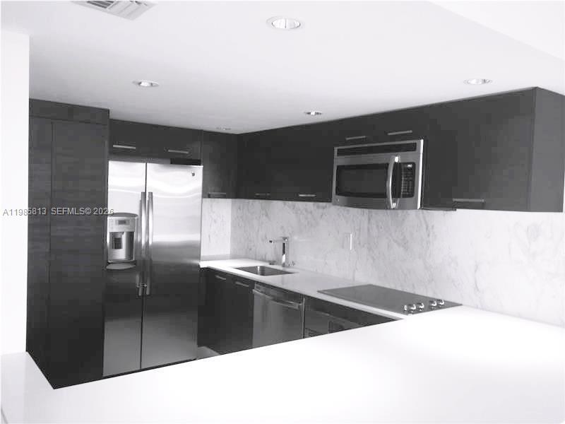 image Brickell Place II1