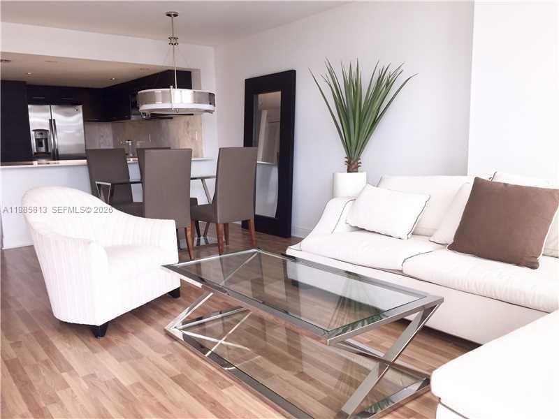 image Brickell Place II3