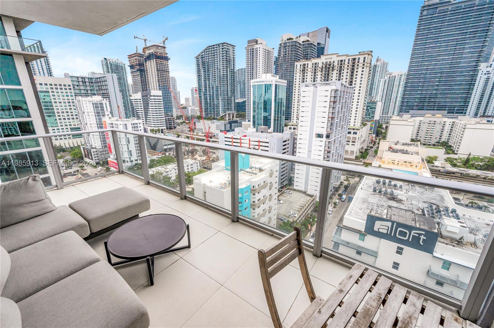 image Brickell Ten15