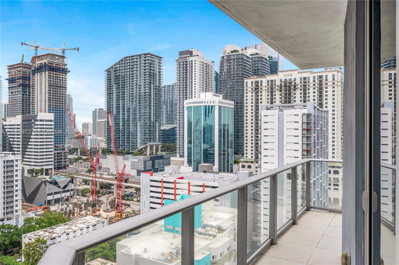 image Brickell Ten20