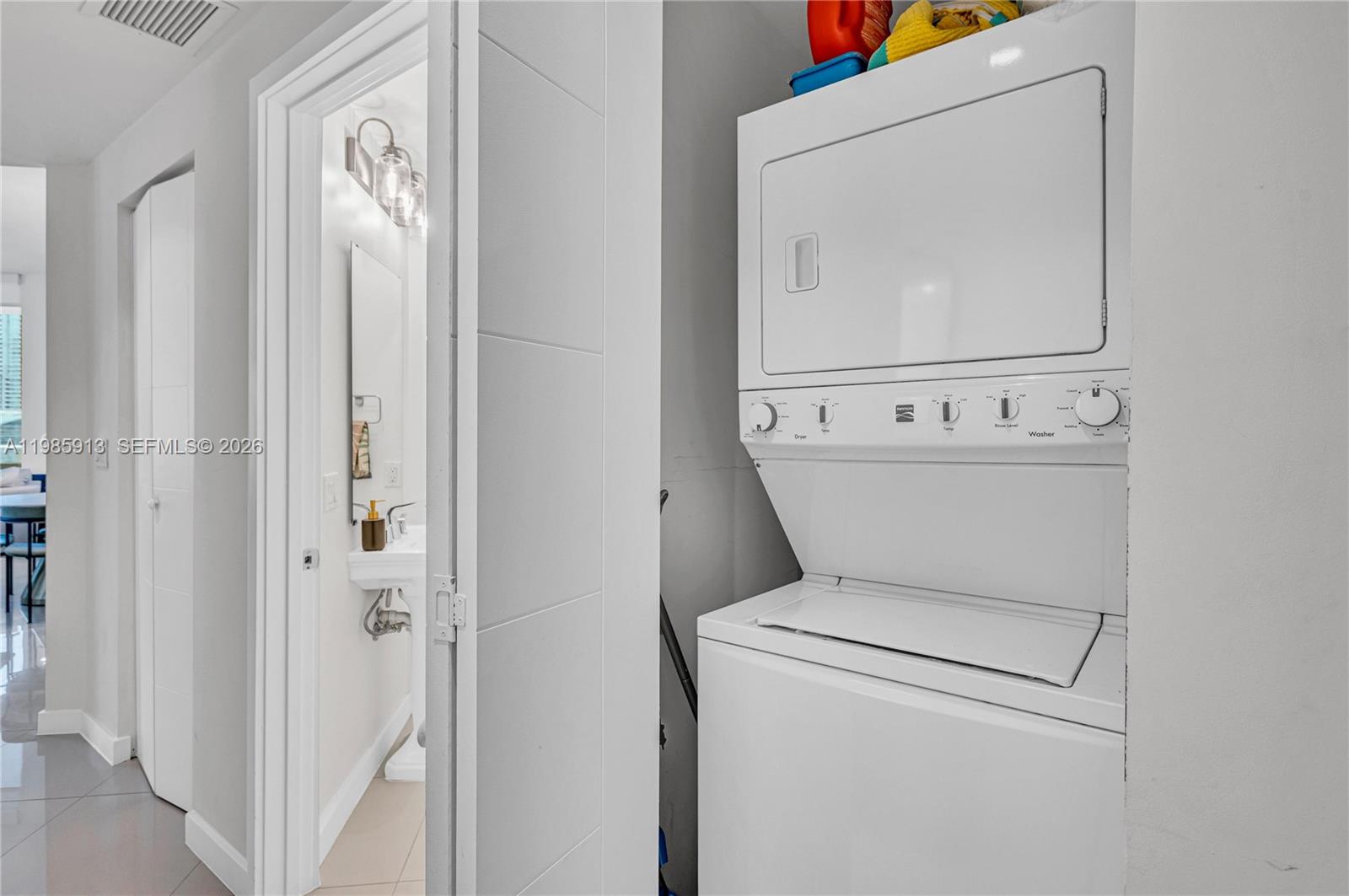 image Brickell Ten33