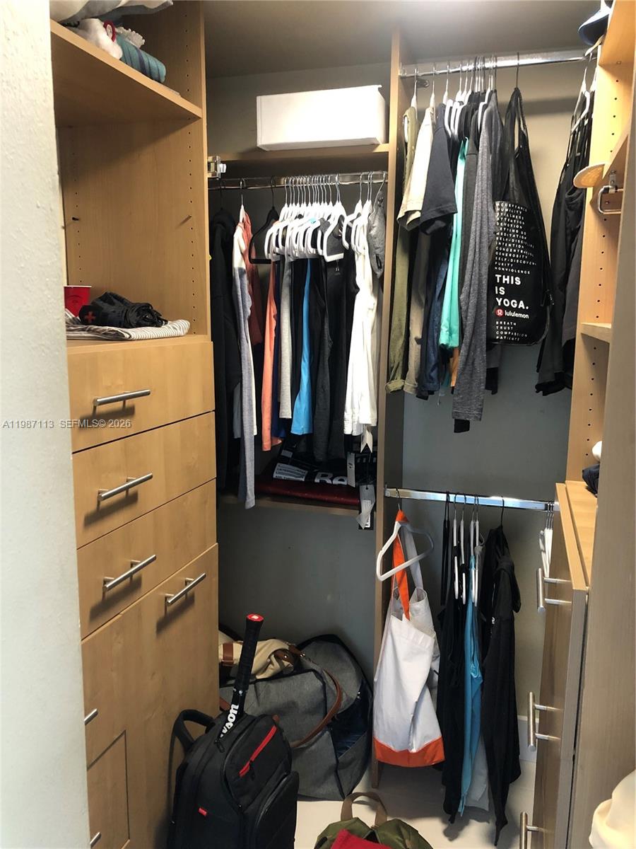 image Mirador 1000 (South Tower)17