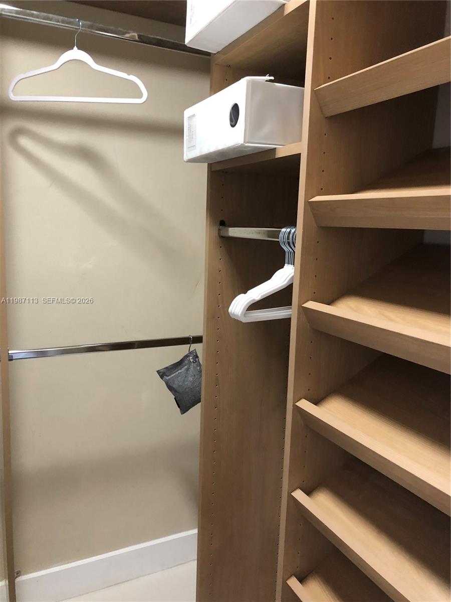 image Mirador 1000 (South Tower)18