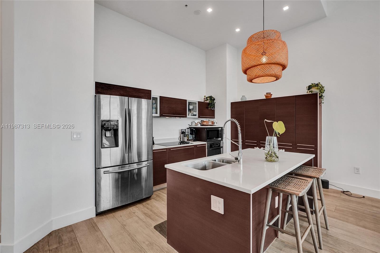 1900 N Bayshore Dr #816 Miami, FL 33132