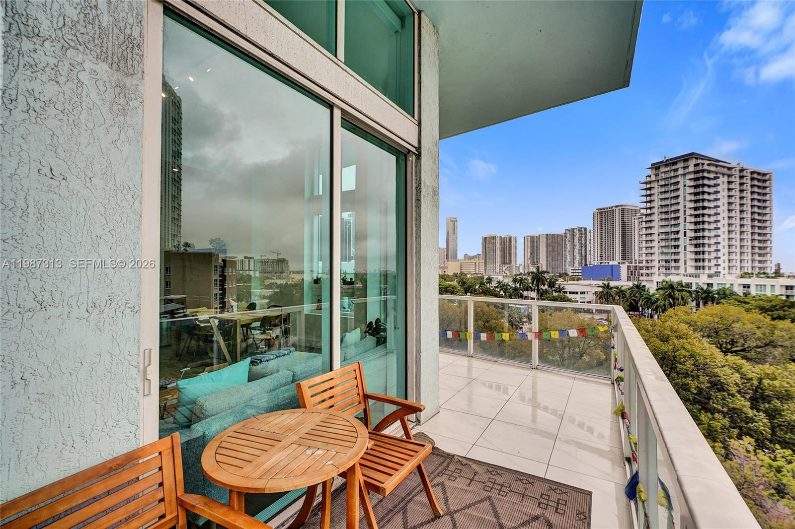 1900 N Bayshore Dr #816 Miami, FL 33132