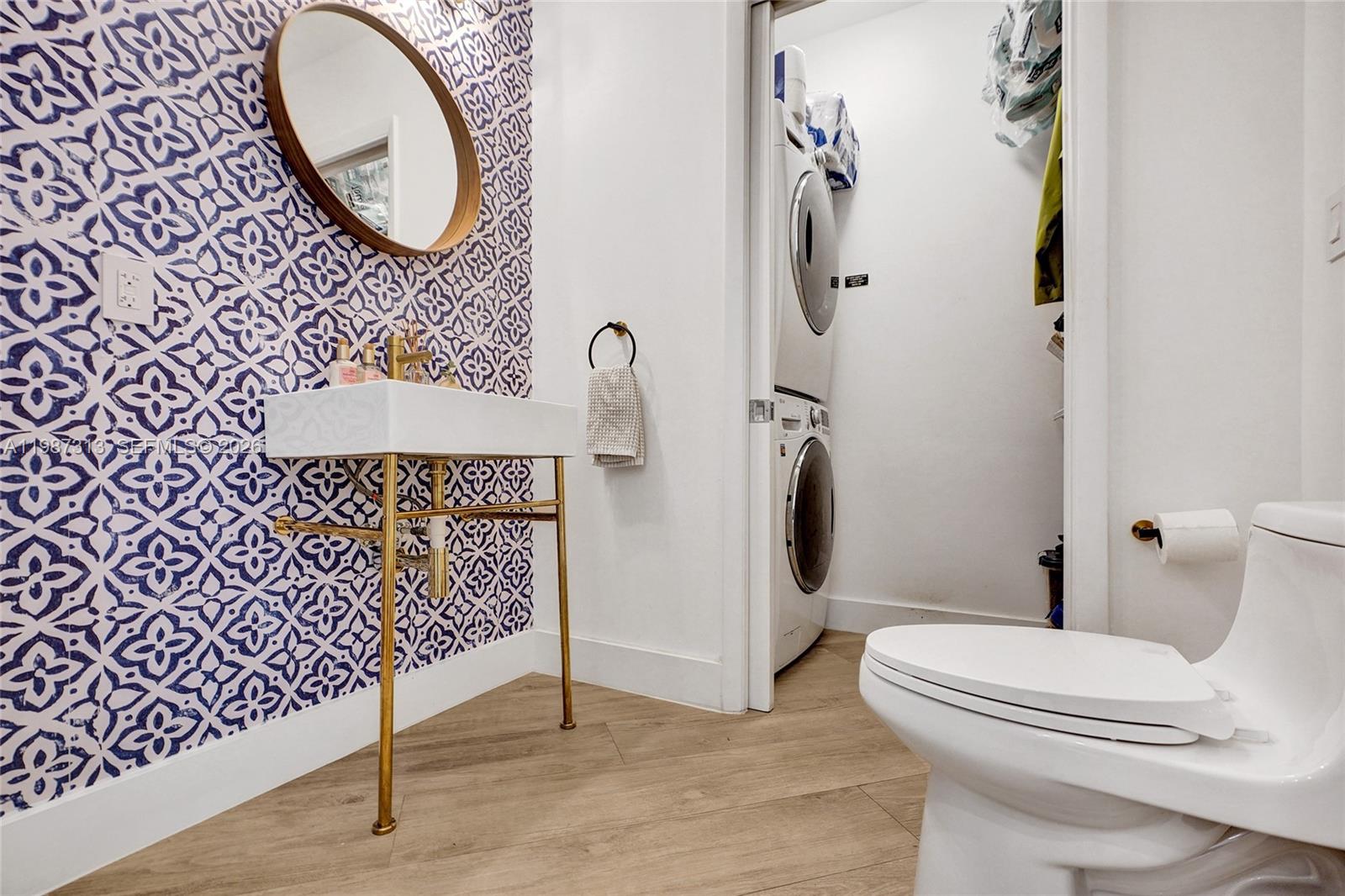 1900 N Bayshore Dr #816 Miami, FL 33132