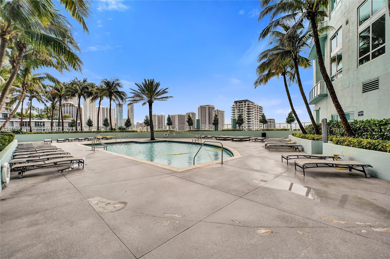 1900 N Bayshore Dr #816 Miami, FL 33132