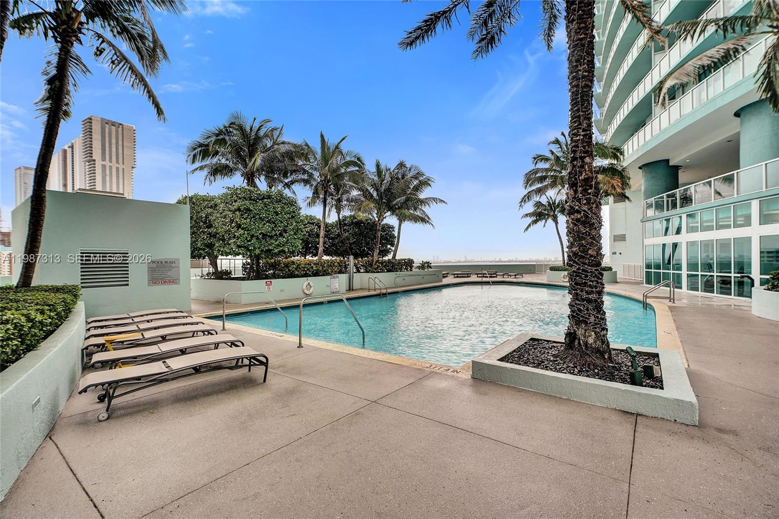 1900 N Bayshore Dr #816 Miami, FL 33132