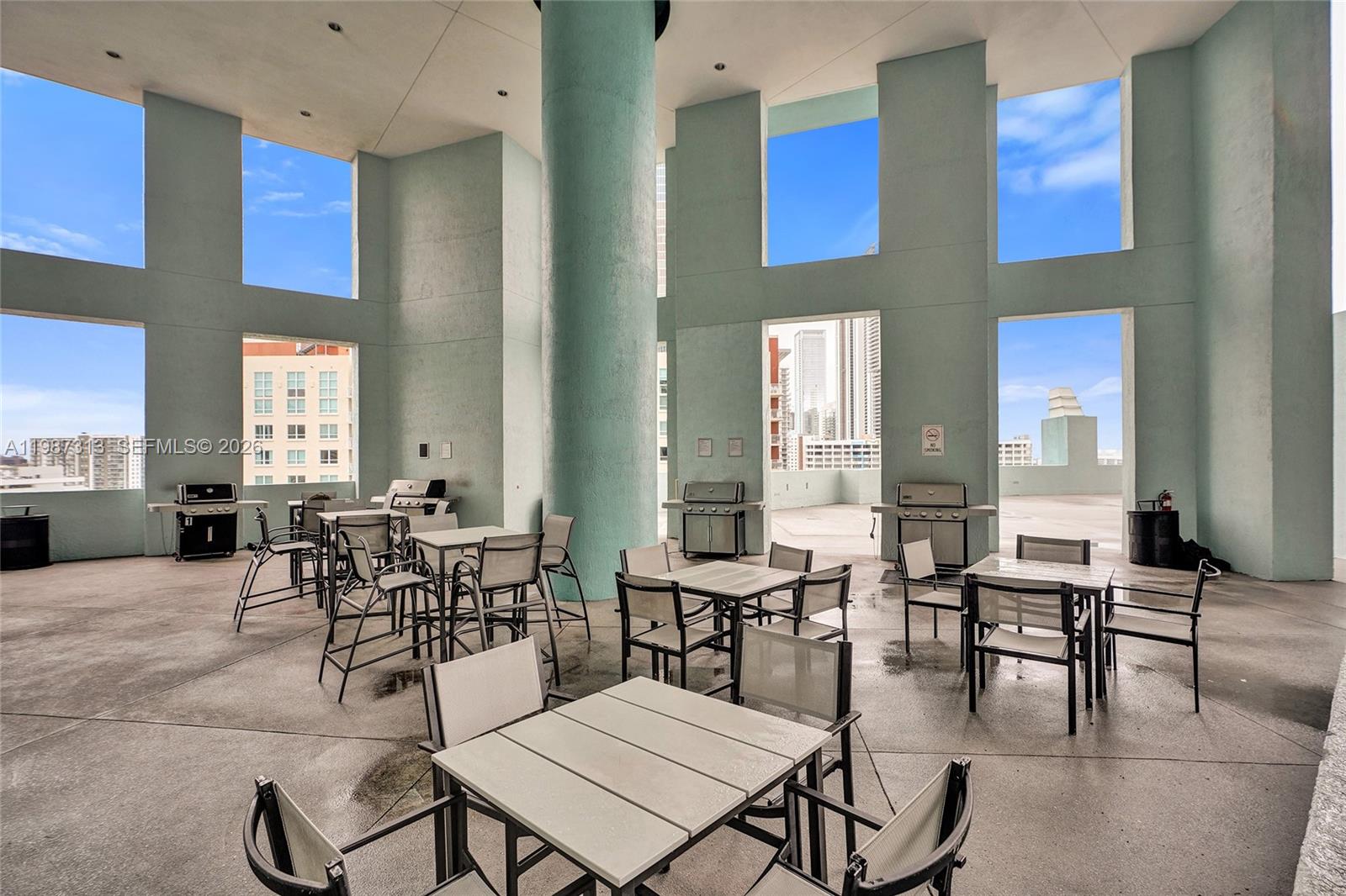 1900 N Bayshore Dr #816 Miami, FL 33132