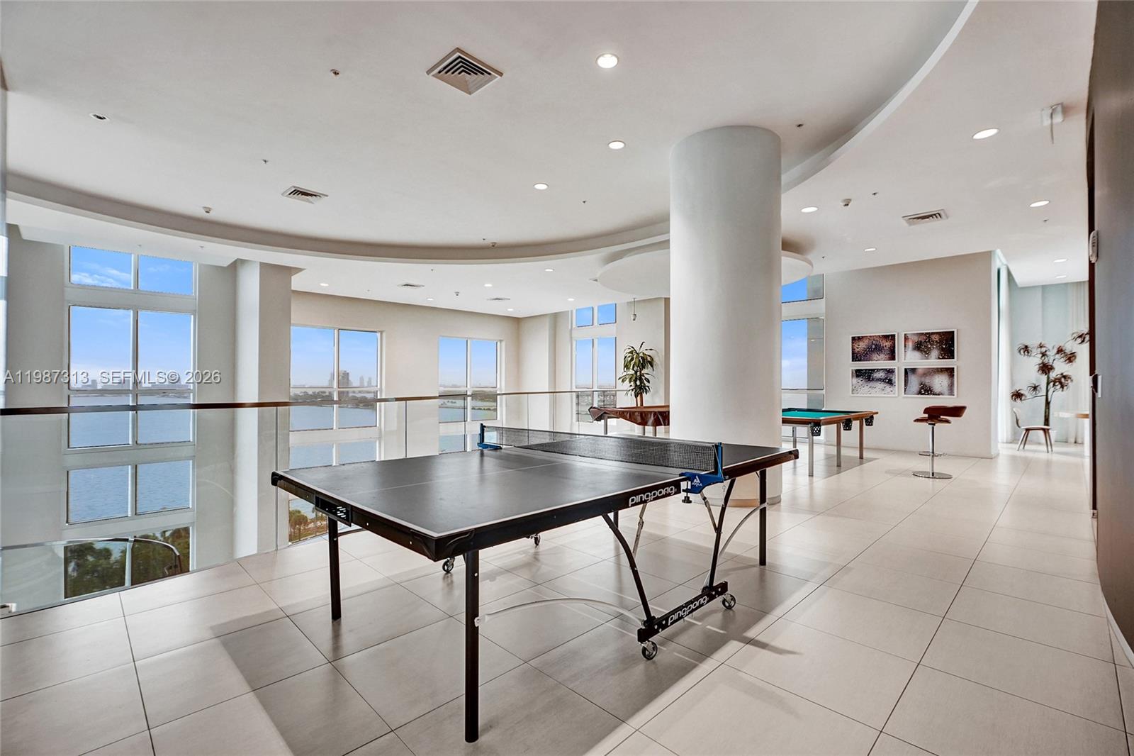 1900 N Bayshore Dr #816 Miami, FL 33132