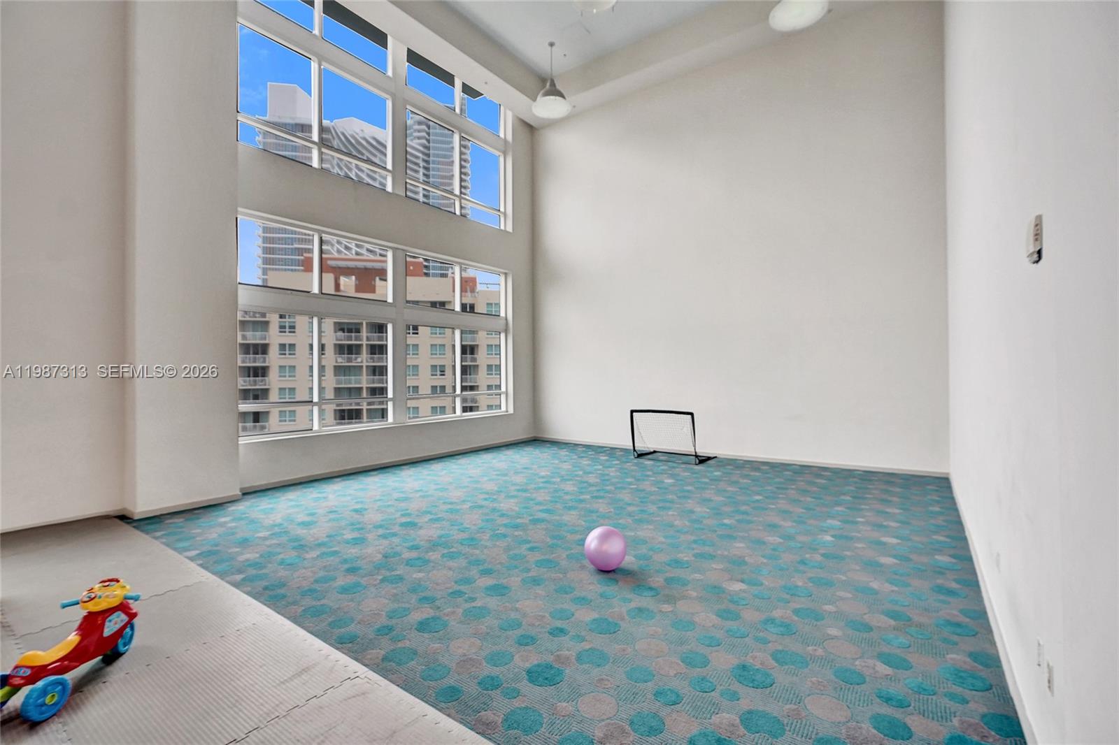 1900 N Bayshore Dr #816 Miami, FL 33132