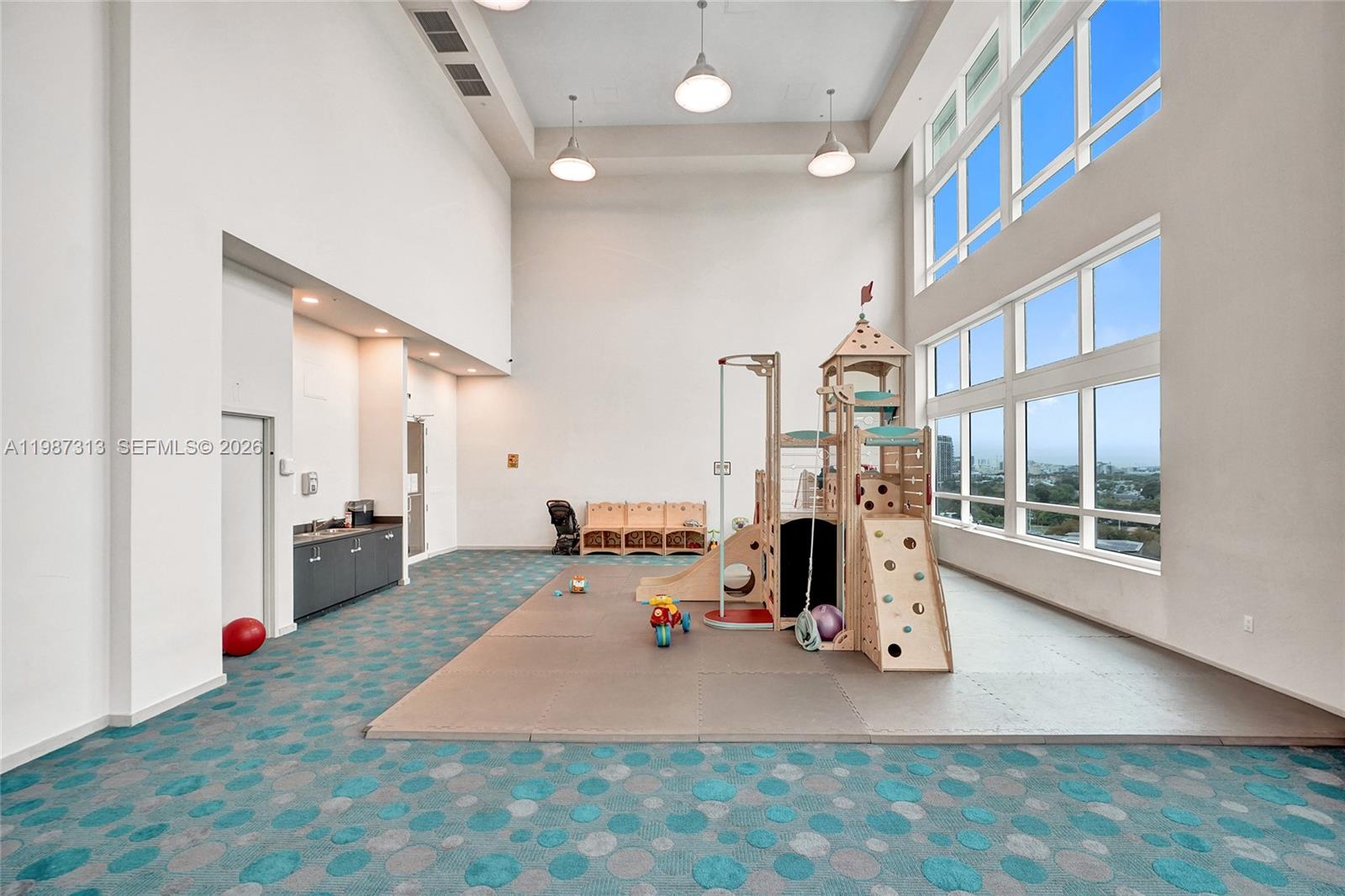 1900 N Bayshore Dr #816 Miami, FL 33132