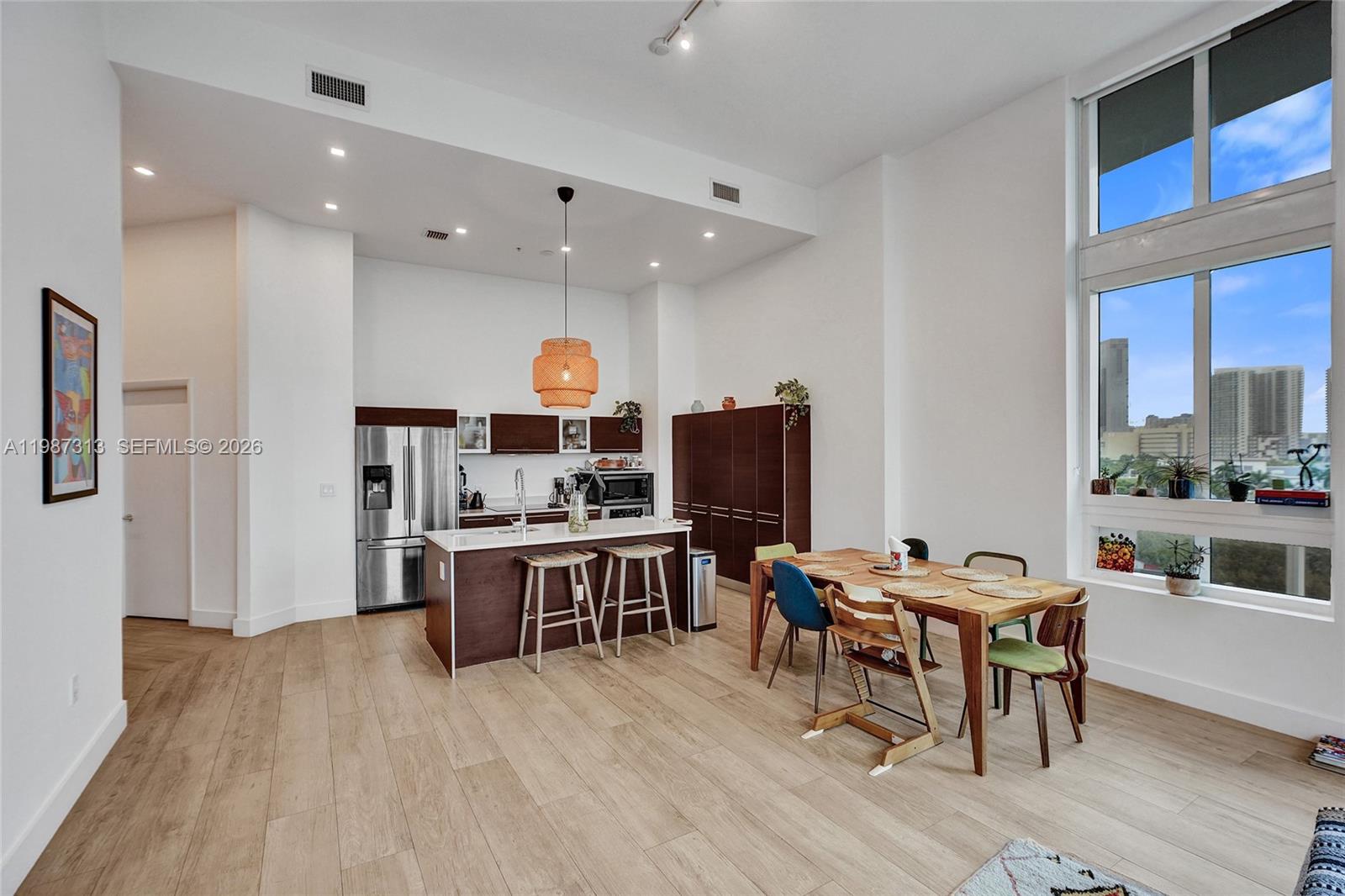 1900 N Bayshore Dr #816 Miami, FL 33132