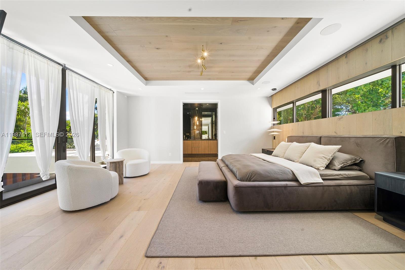 4041 S Le Jeune Rd Miami, FL 33146