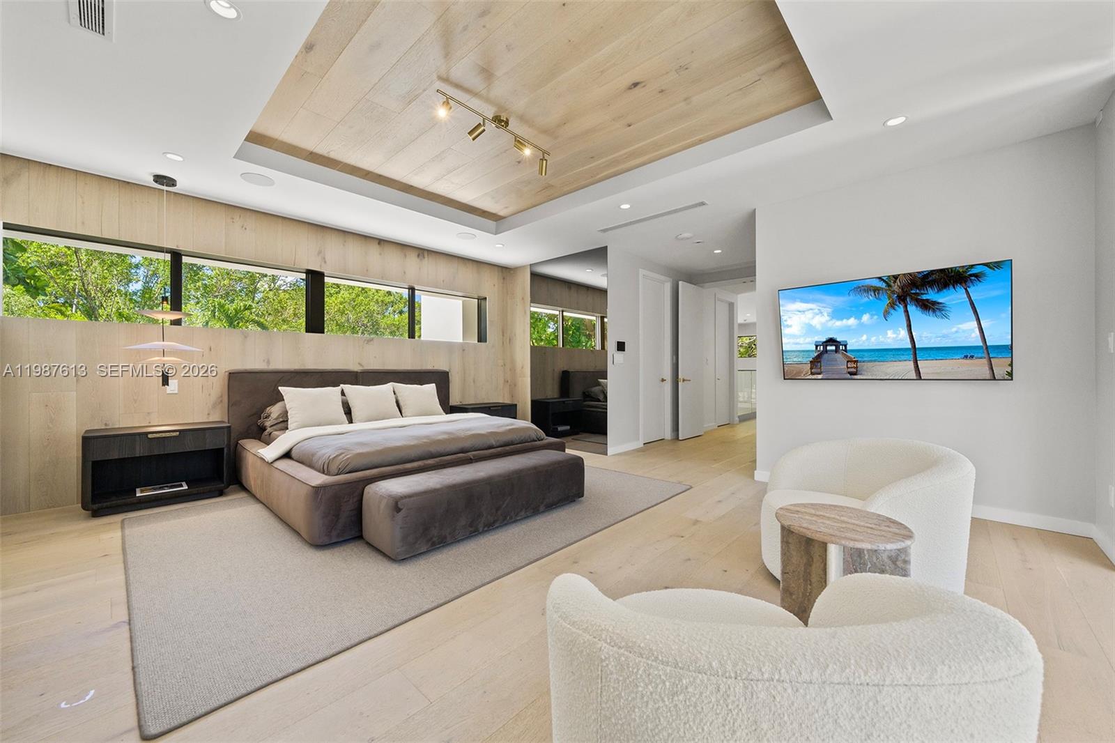 4041 S Le Jeune Rd Miami, FL 33146