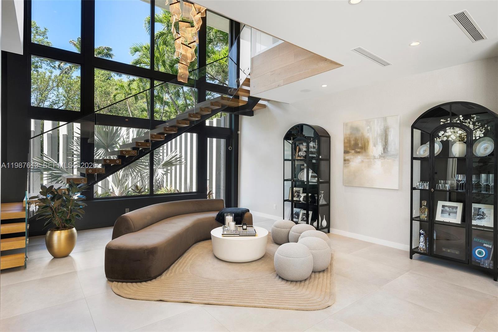 4041 S Le Jeune Rd Miami, FL 33146