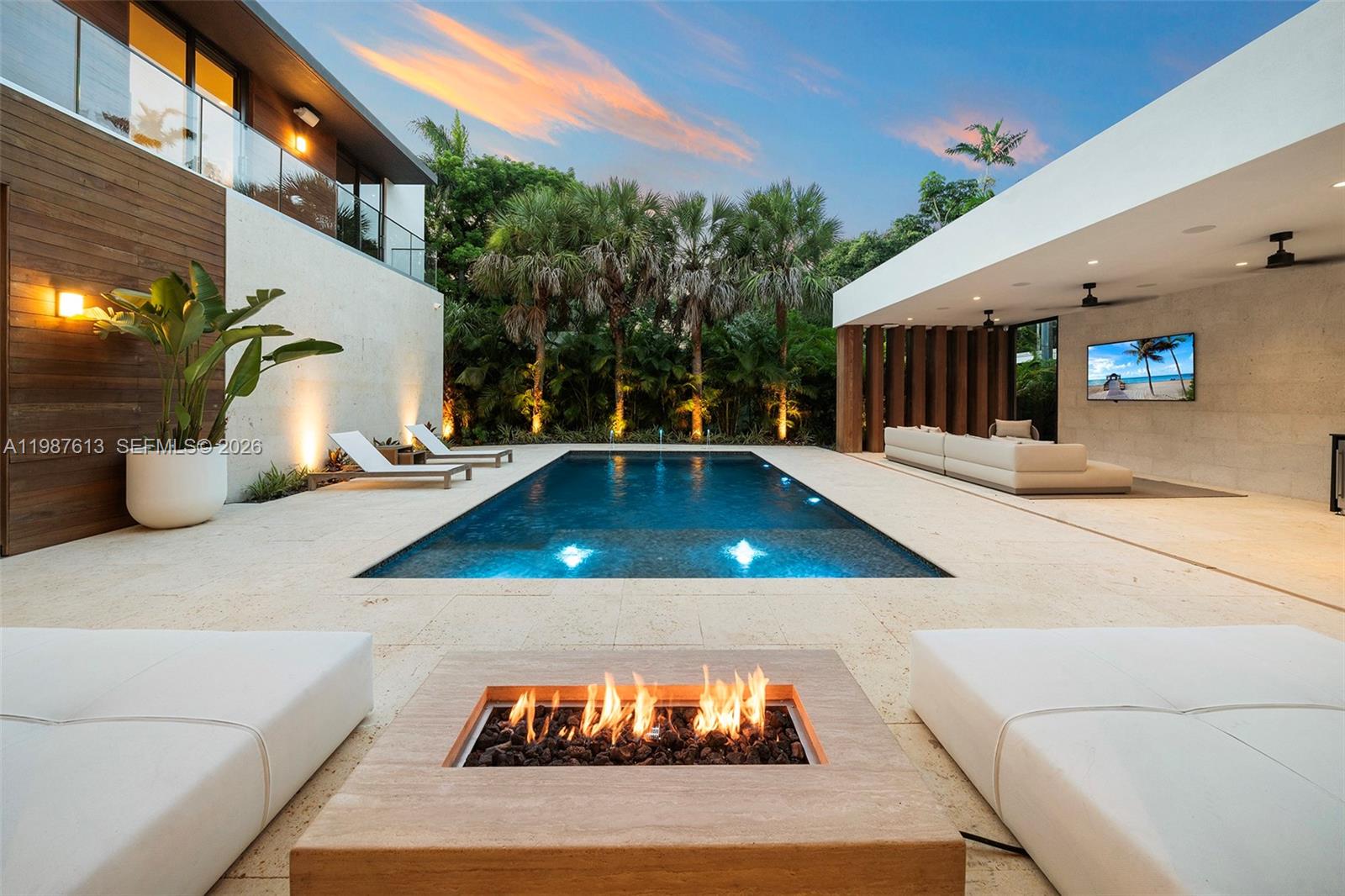 4041 S Le Jeune Rd Miami, FL 33146