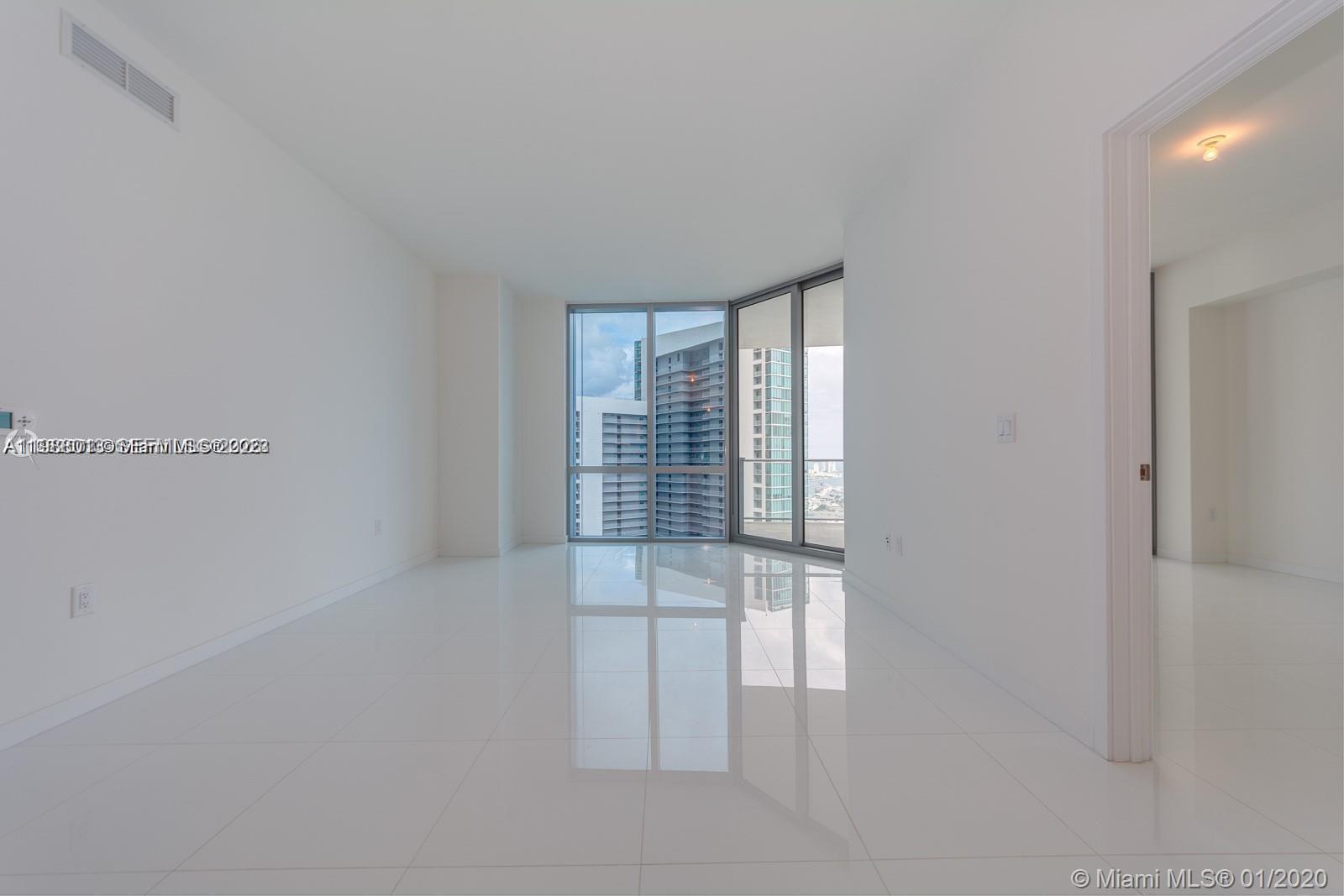 image Paramount Miami Worldcenter2