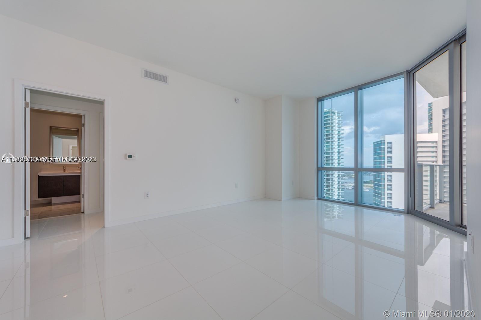 image Paramount Miami Worldcenter3