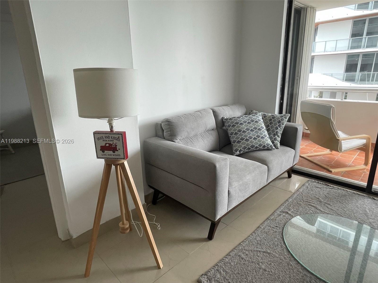 6820 Indian Crk Dr #3B Miami Beach, FL 33141