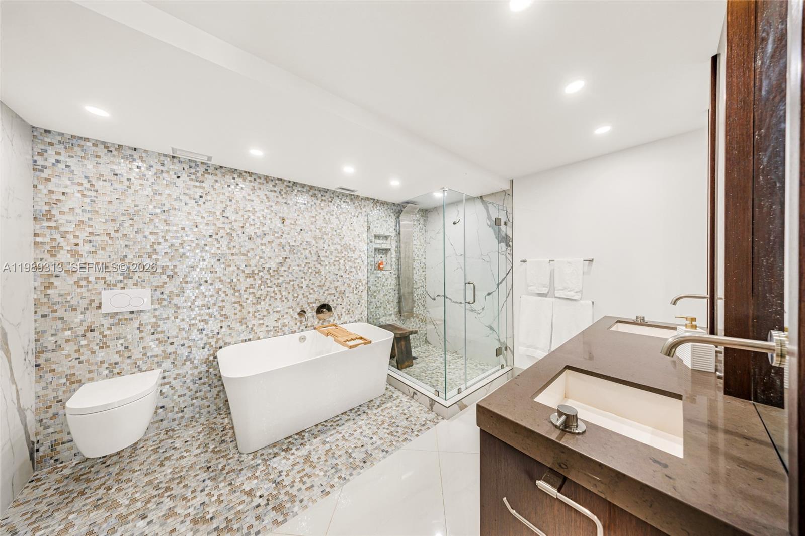 2821 N Ocean Blvd #806S Fort Lauderdale, FL 33308