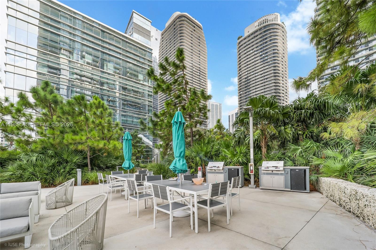 88 SW 7th St #4101 Miami, FL 33130