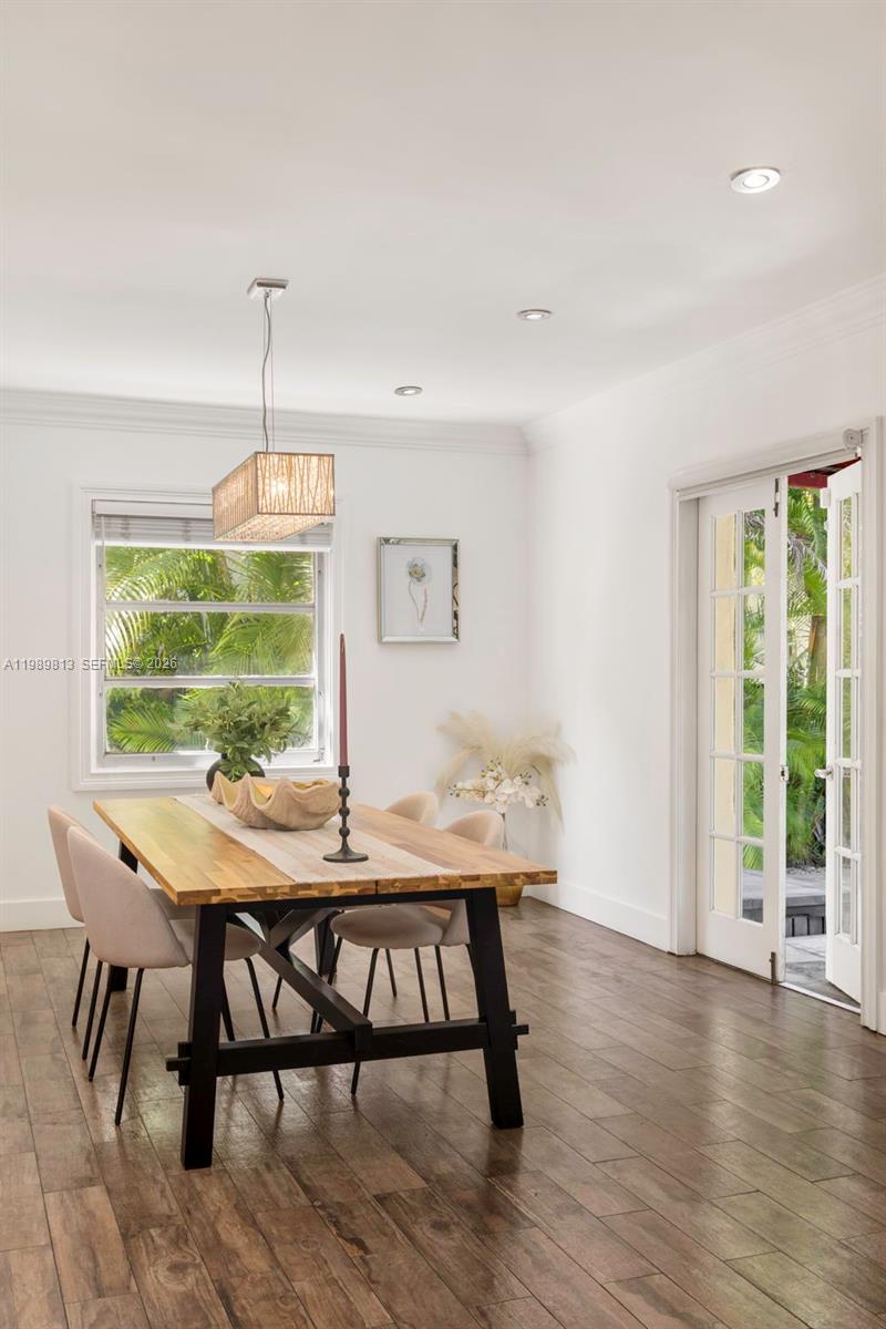 4206 Alhambra Cir Coral Gables, FL 33146