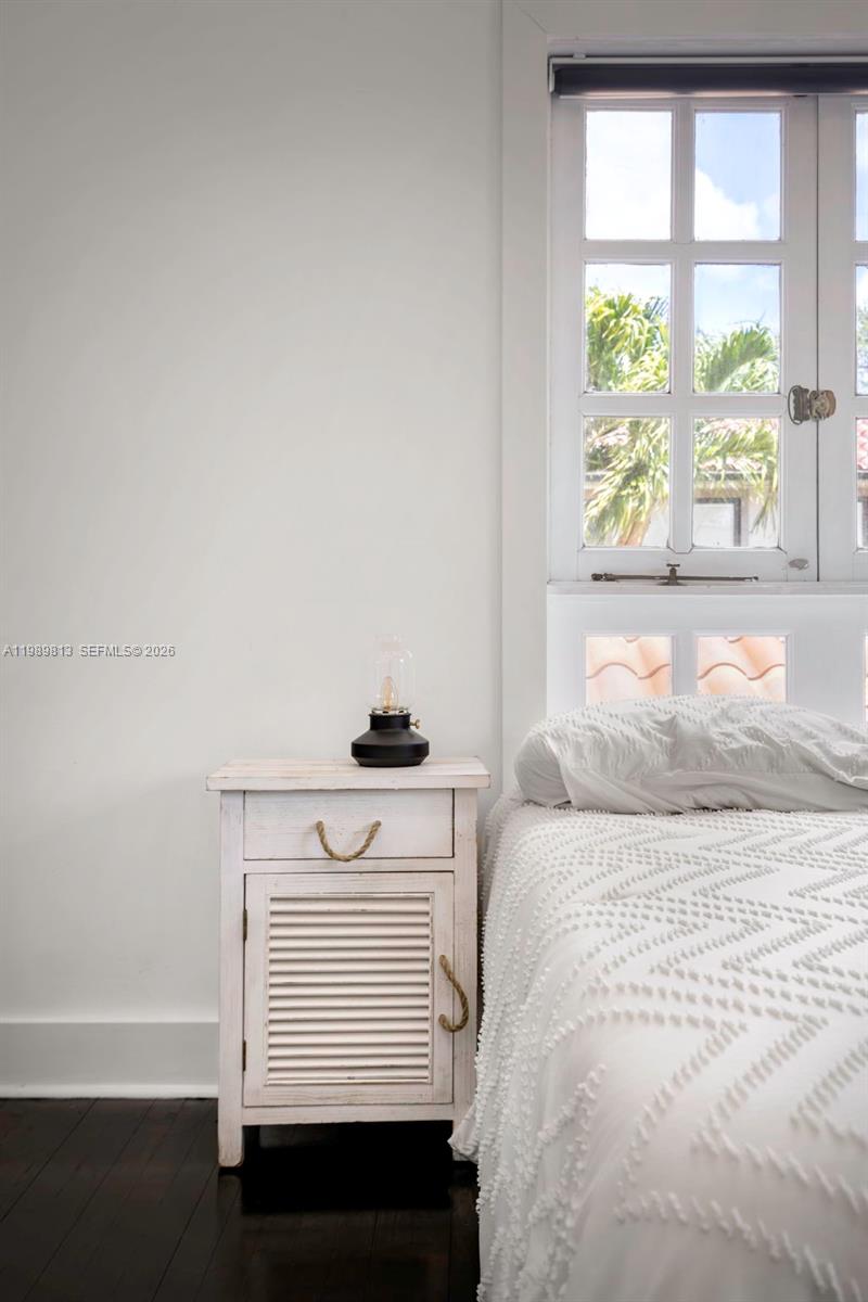 4206 Alhambra Cir Coral Gables, FL 33146