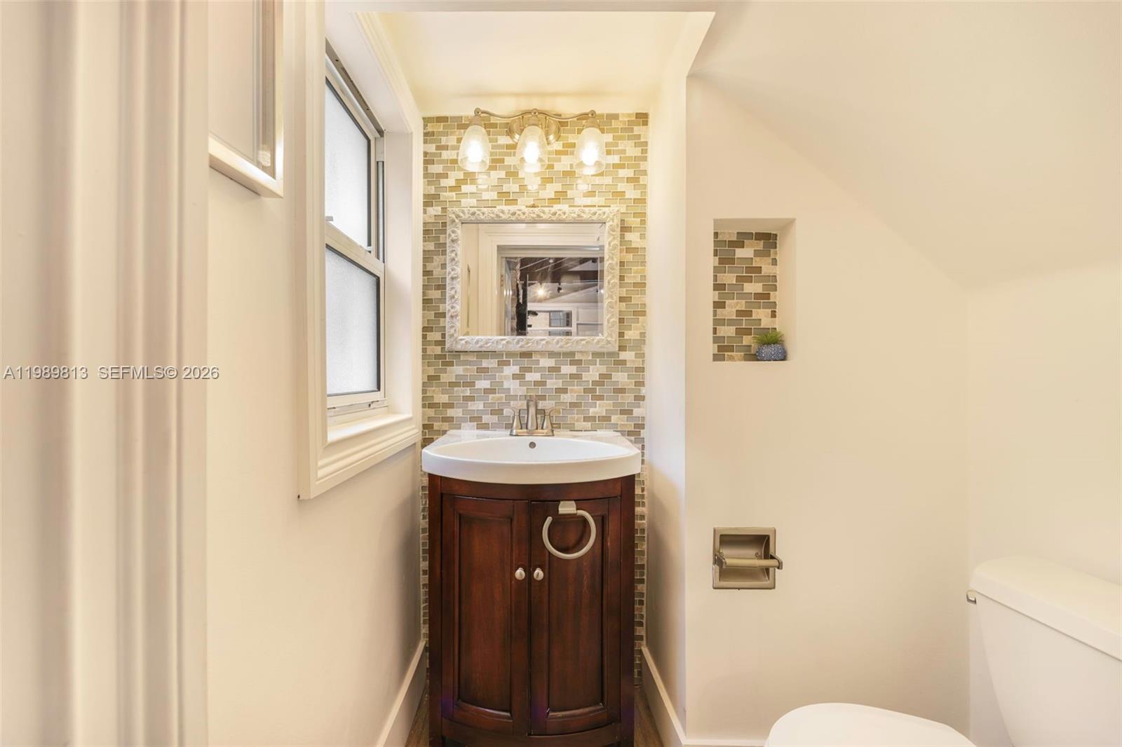 4206 Alhambra Cir Coral Gables, FL 33146