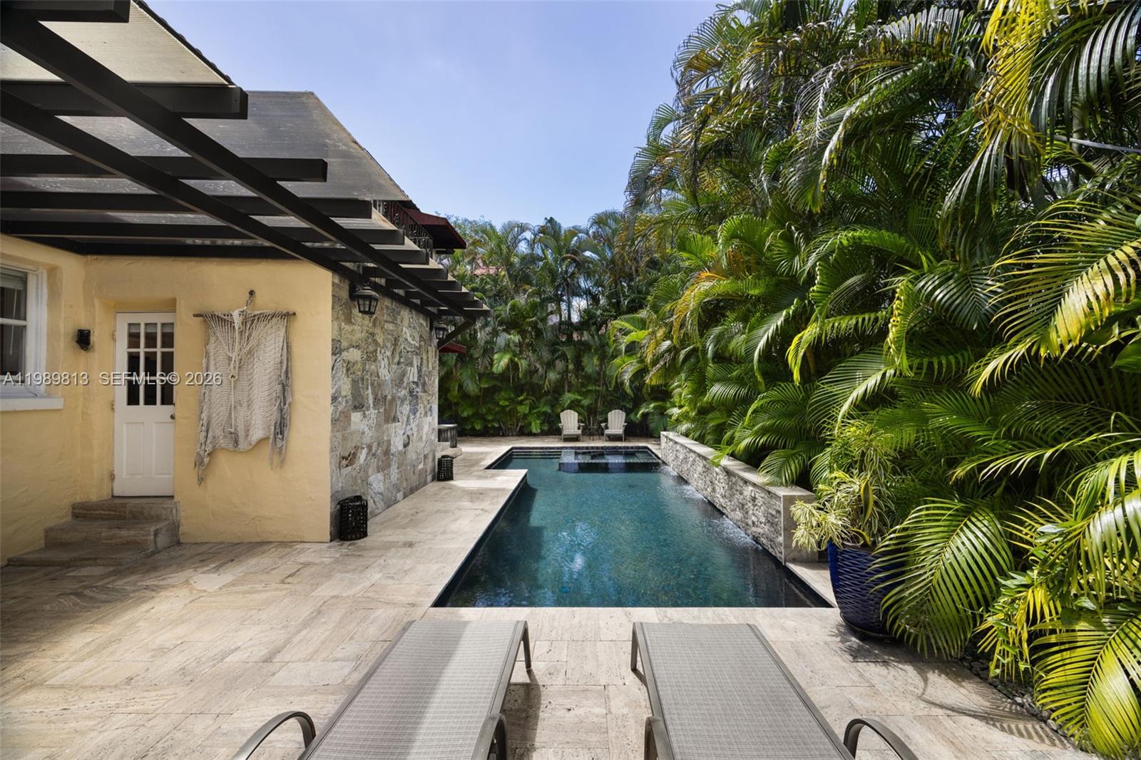 4206 Alhambra Cir Coral Gables, FL 33146