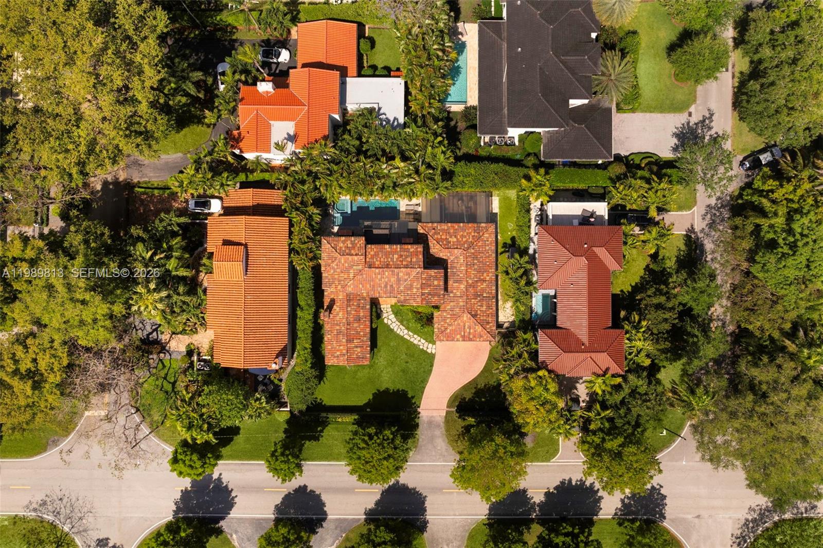 4206 Alhambra Cir Coral Gables, FL 33146