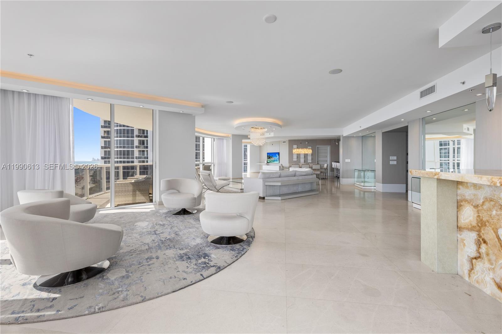 18201 Collins Ave #1209 Sunny Isles Beach, FL 33160