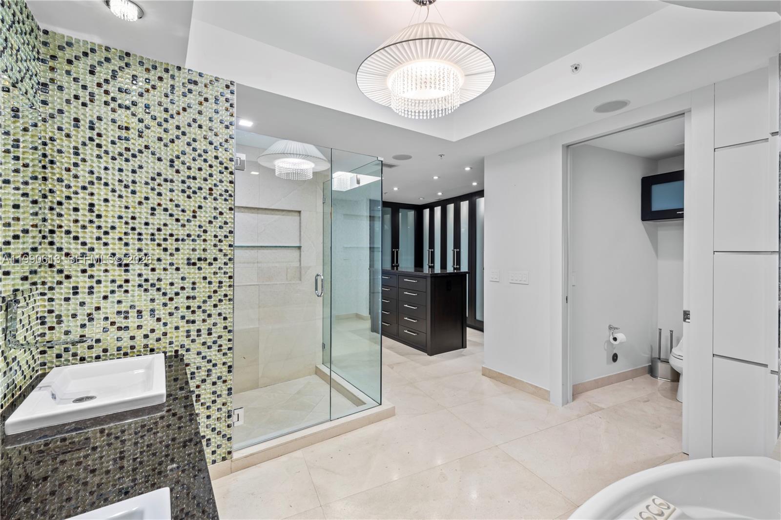 18201 Collins Ave #1209 Sunny Isles Beach, FL 33160