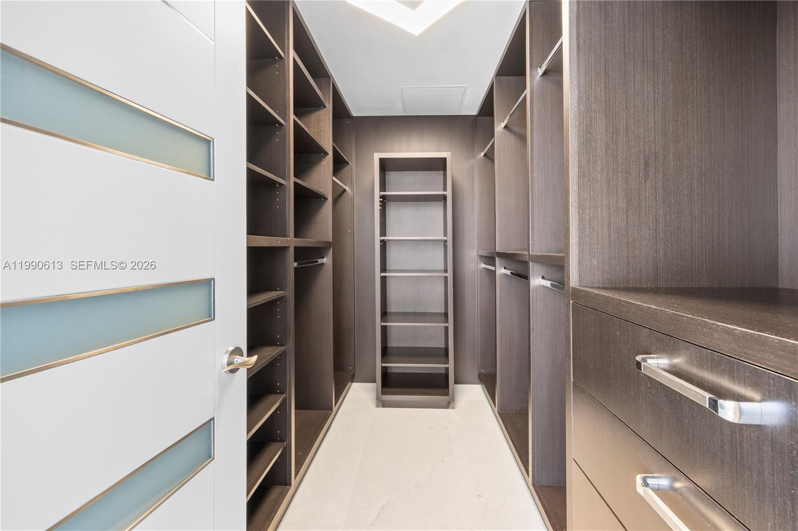 18201 Collins Ave #1209 Sunny Isles Beach, FL 33160