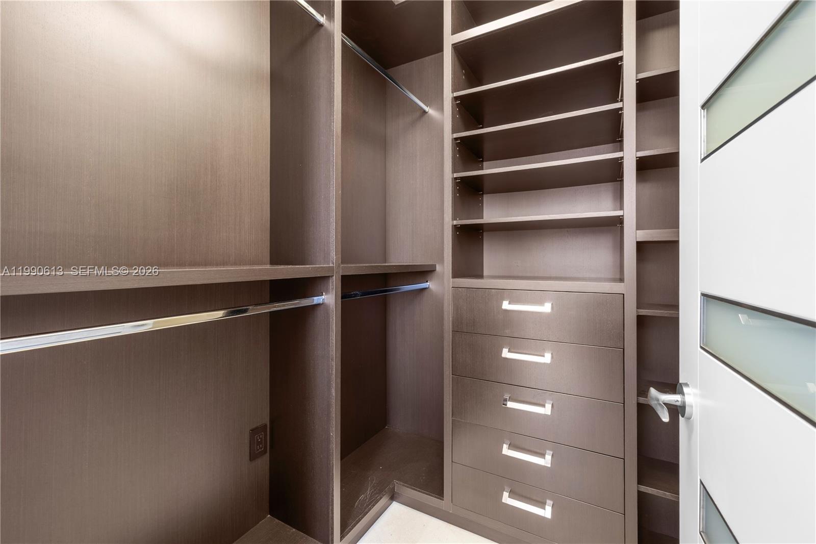 18201 Collins Ave #1209 Sunny Isles Beach, FL 33160