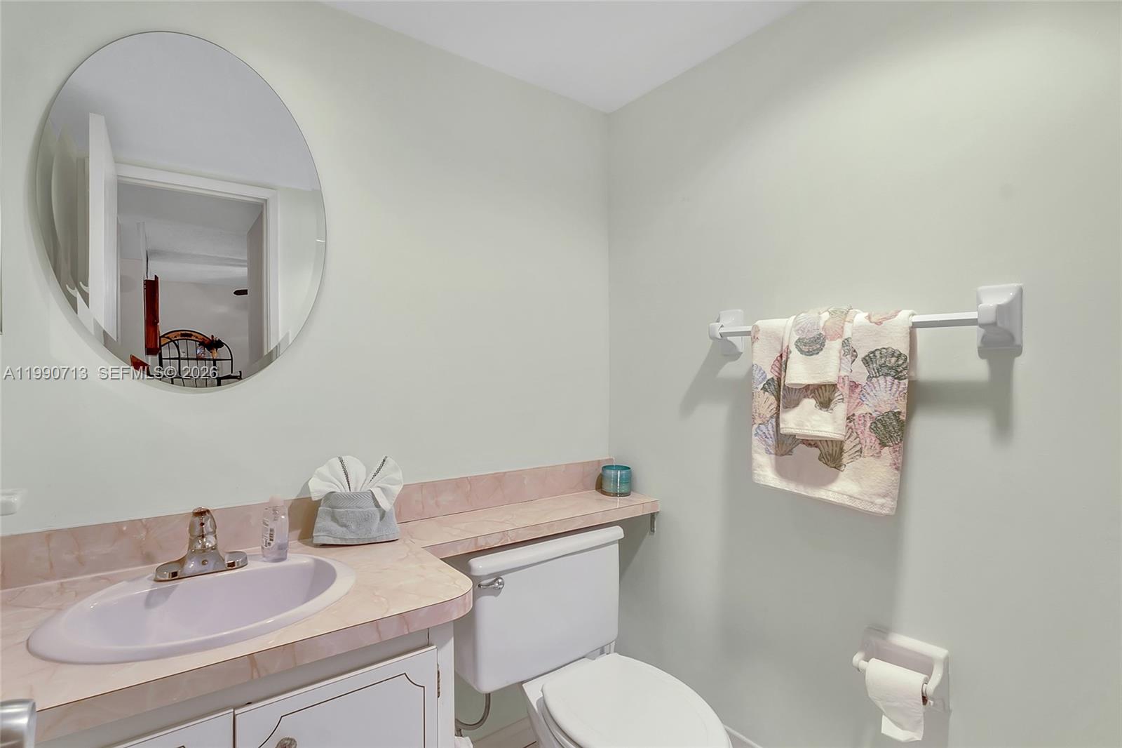 3535 Broken Woods Dr #302 Coral Springs, FL 33065