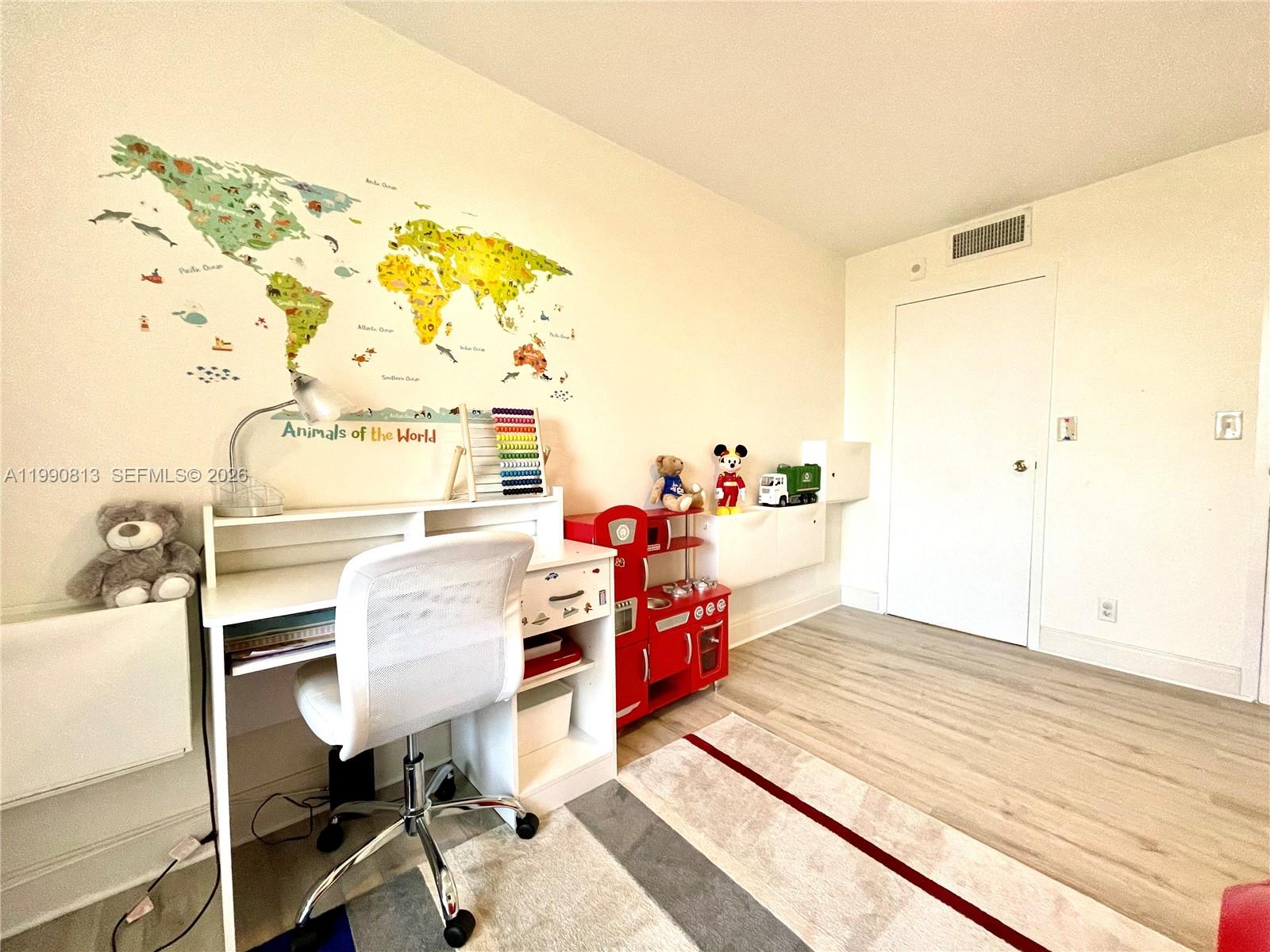 2101 Atlantic Shores Blvd #320 Hallandale Beach, FL 33009