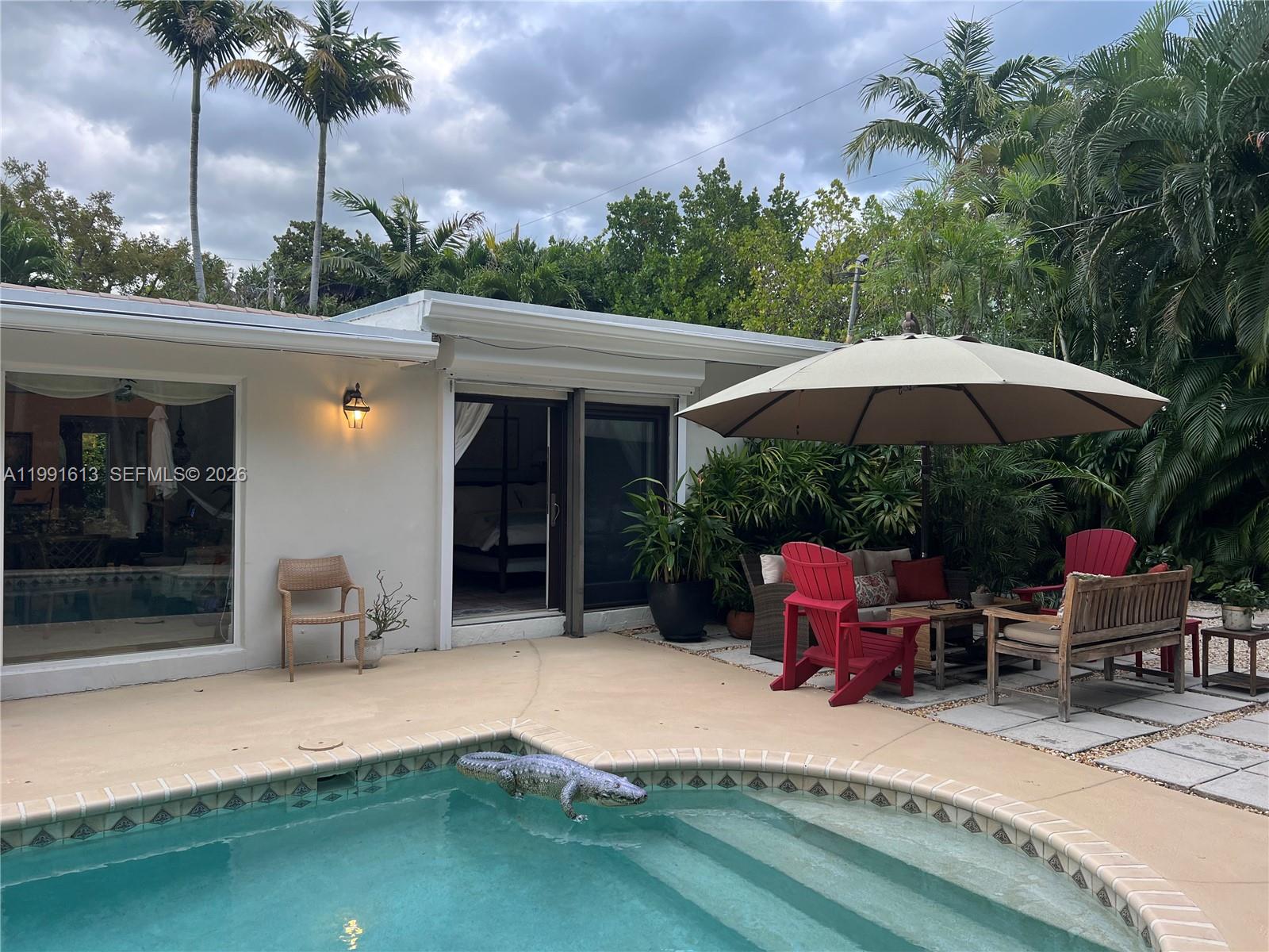 204 Westwood Dr Key Biscayne, FL 33149