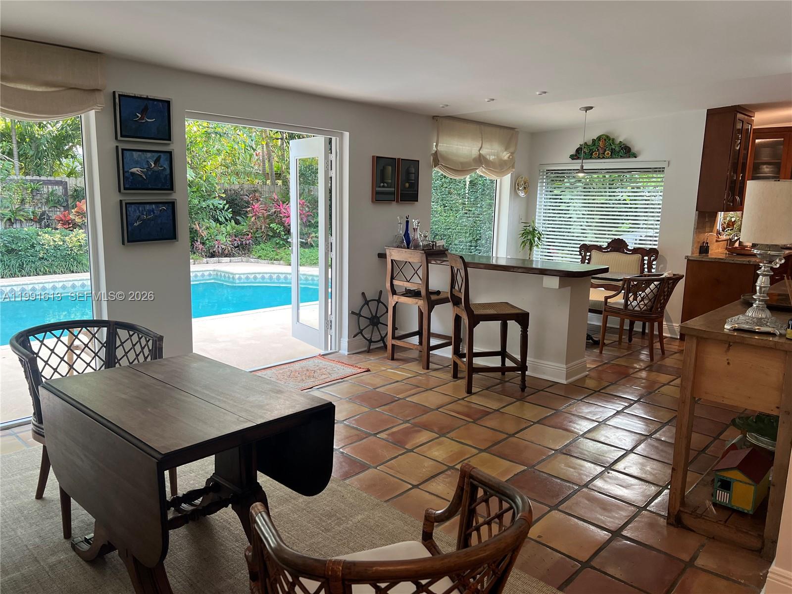 204 Westwood Dr Key Biscayne, FL 33149