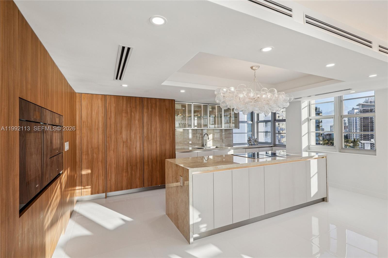 5660 Collins Ave #11C Miami Beach, FL 33140