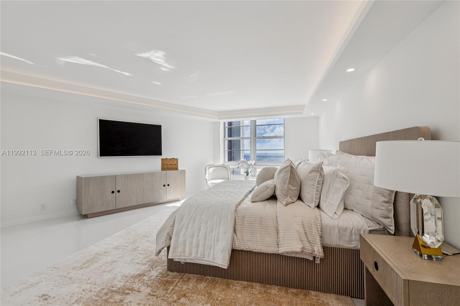 5660 Collins Ave #11C Miami Beach, FL 33140