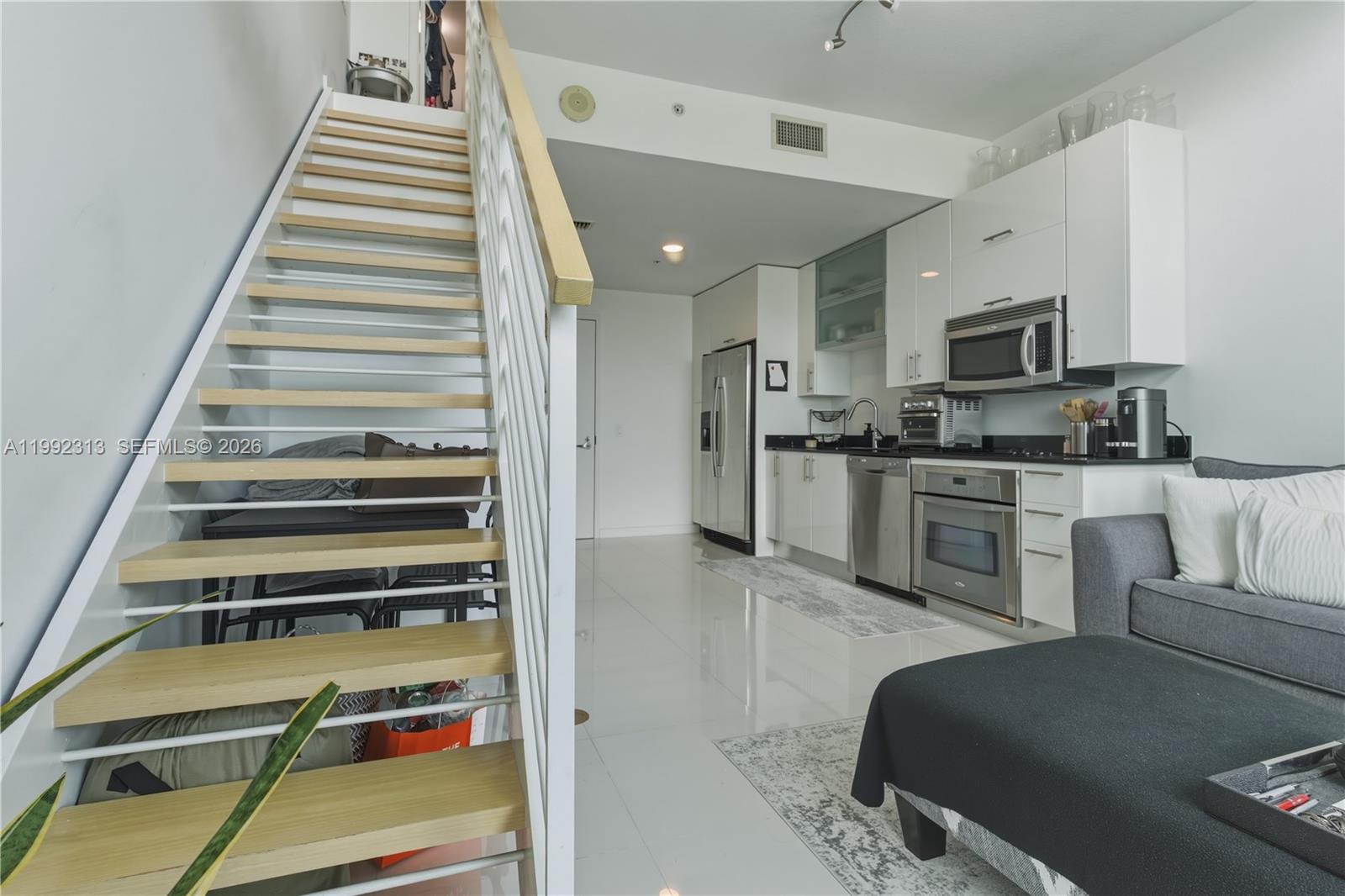 60 SW 13th St #2805 Miami, FL 33130