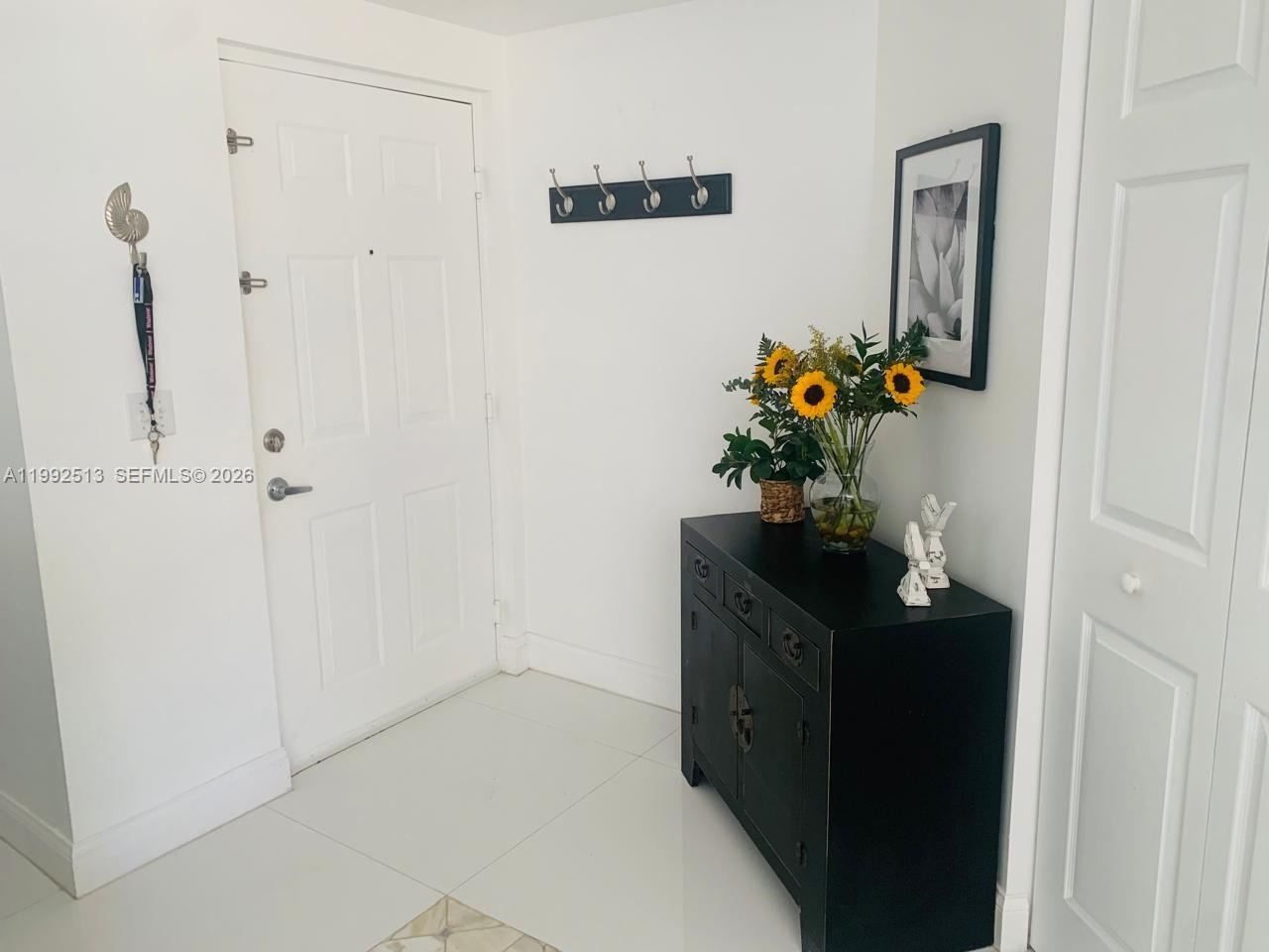 image Porto Bellagio Condo5