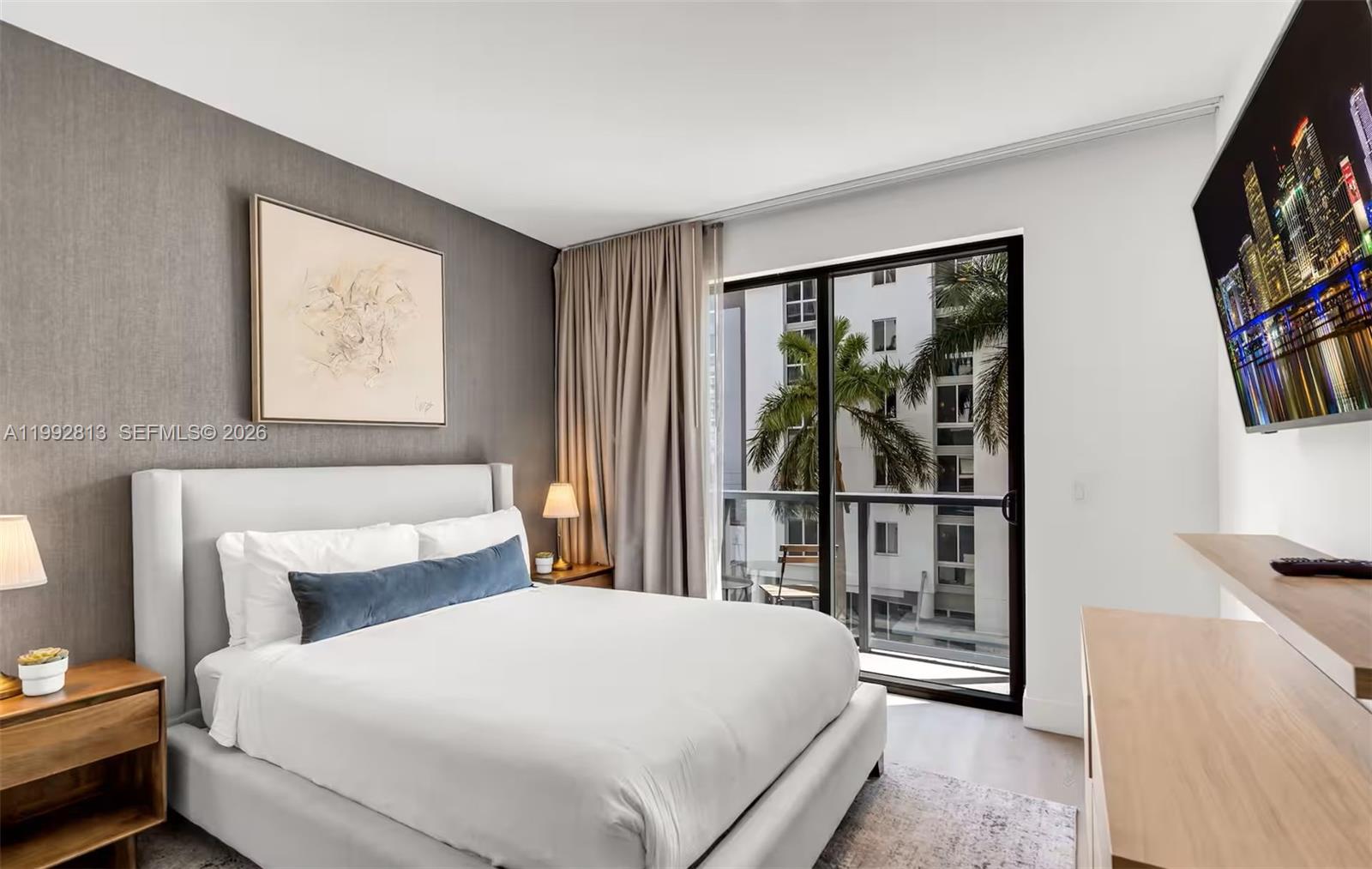 229 SW 9th St #202 Miami, FL 33130